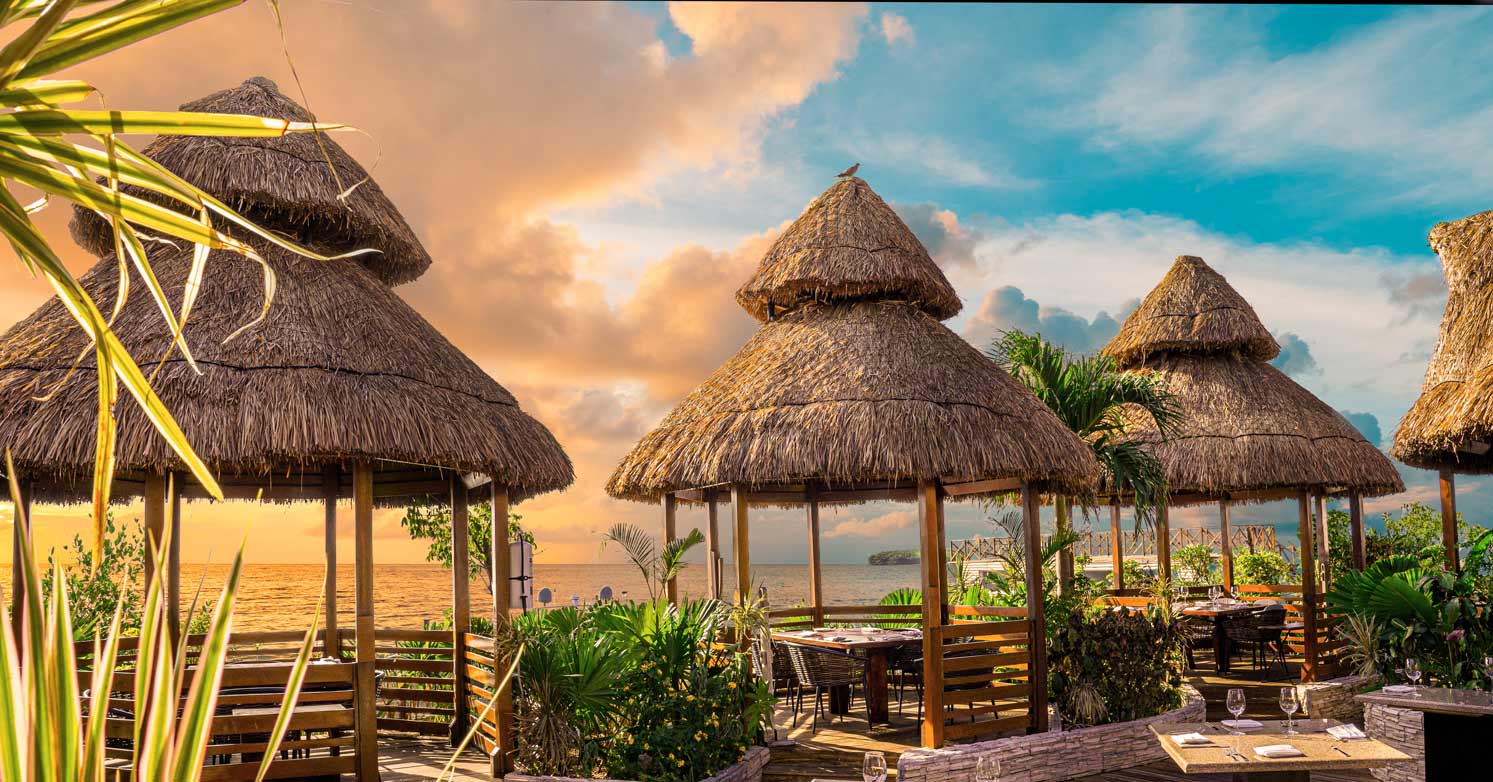 Fred’s: Seafood cuisine seasoned with the best sunset views.