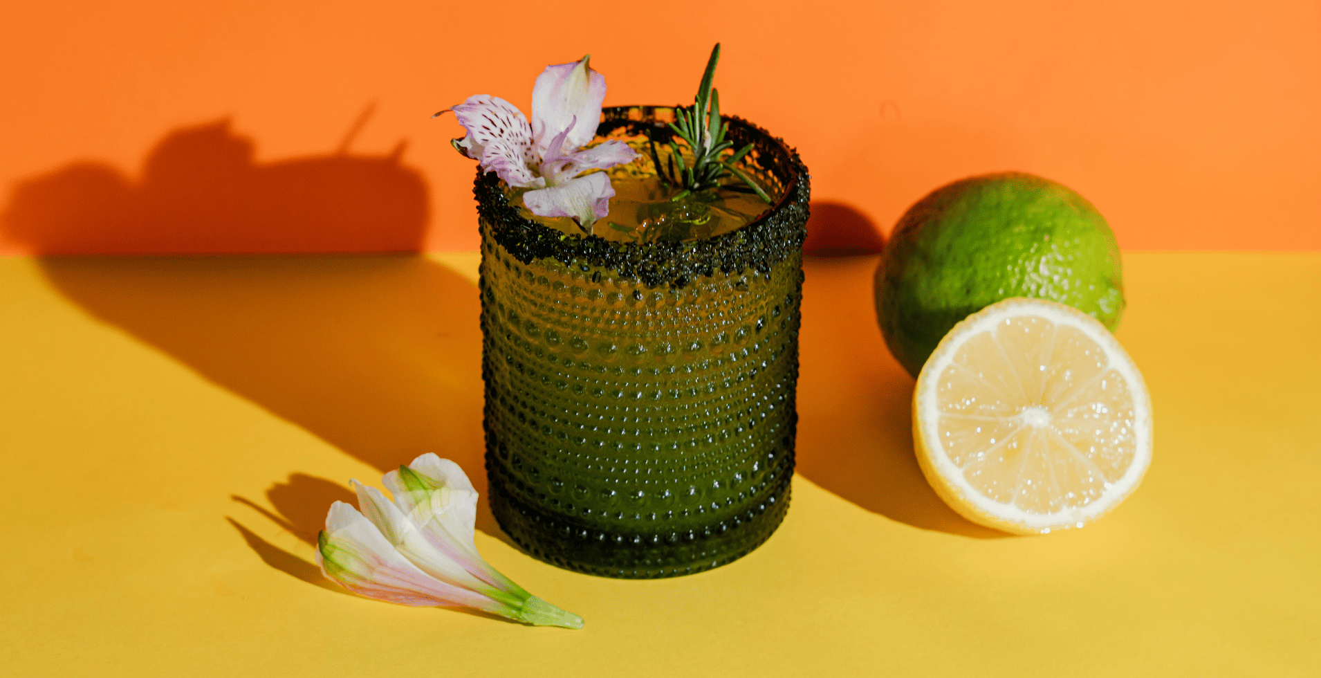 Signature Mixology in Cancun: Cocktails That Look Like Works of Art