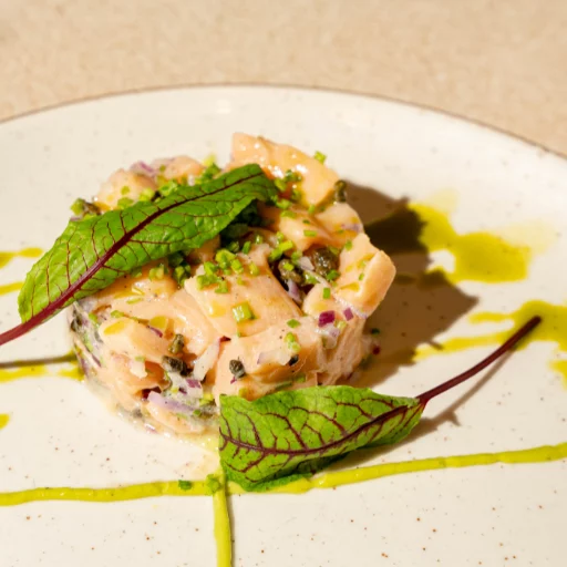 SALMON TARTAR