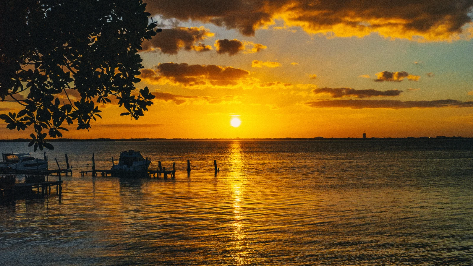 POV: You Went Out for Dinner and Ended Up Watching One of the Best Sunsets in Cancun